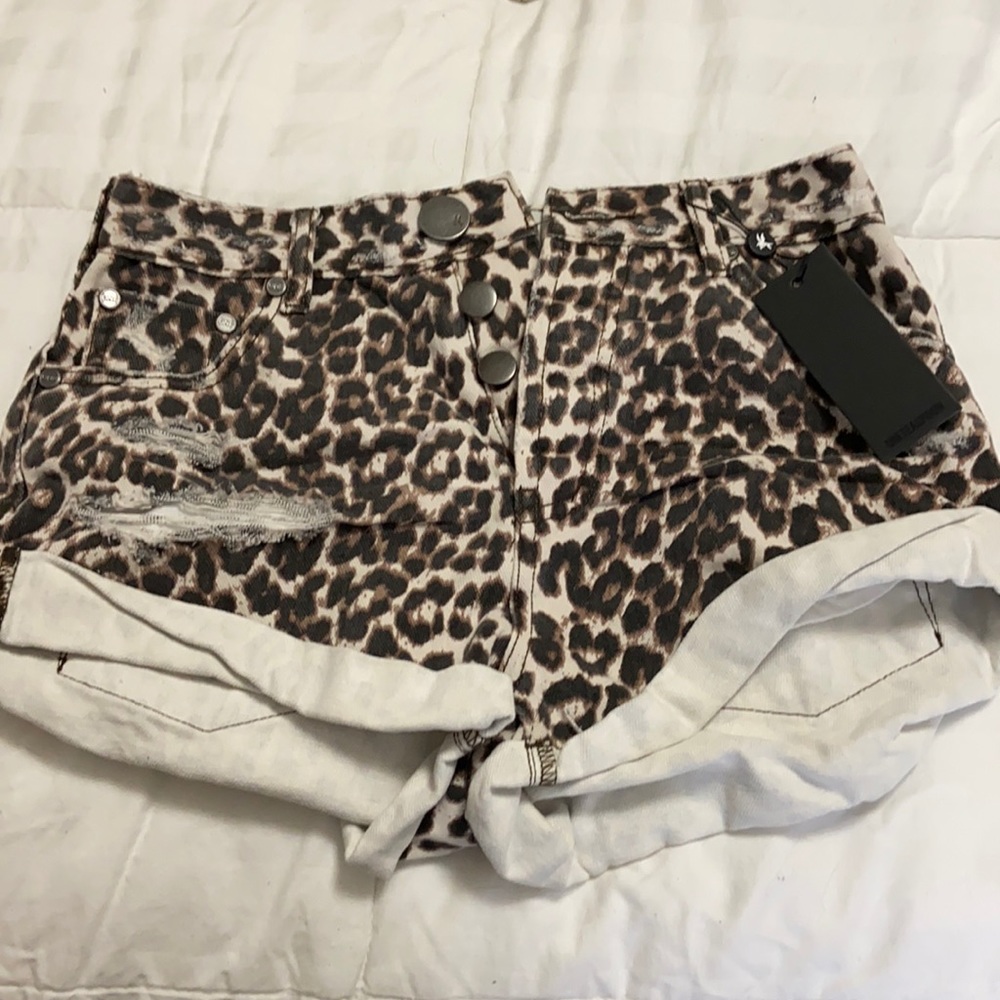 Size 24 one teaspoon shorts